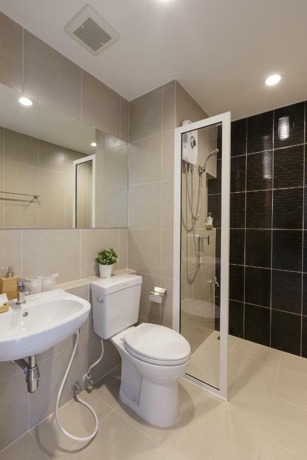 @S115 Residence Samut Prakan Buitenkant foto
